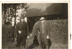 Henning Møller og Ejnar Larsen i Sønderhaven ca. 1950